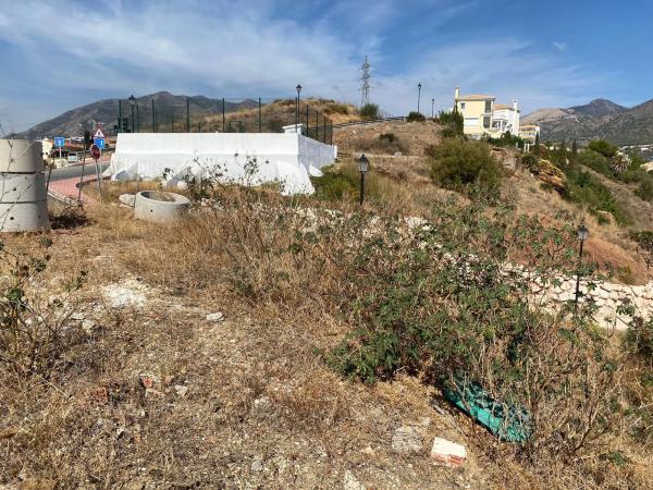 Terreno en calle Amapolas thumbnail 2