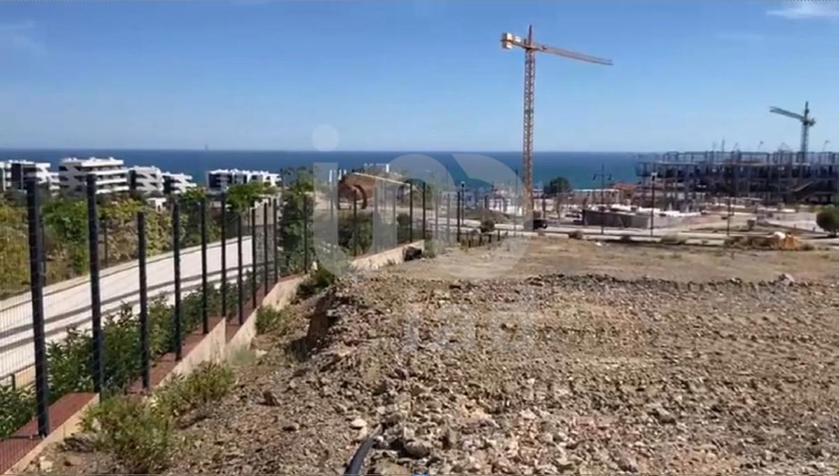 Land for sale in Fuengirola, Malaga photo 1