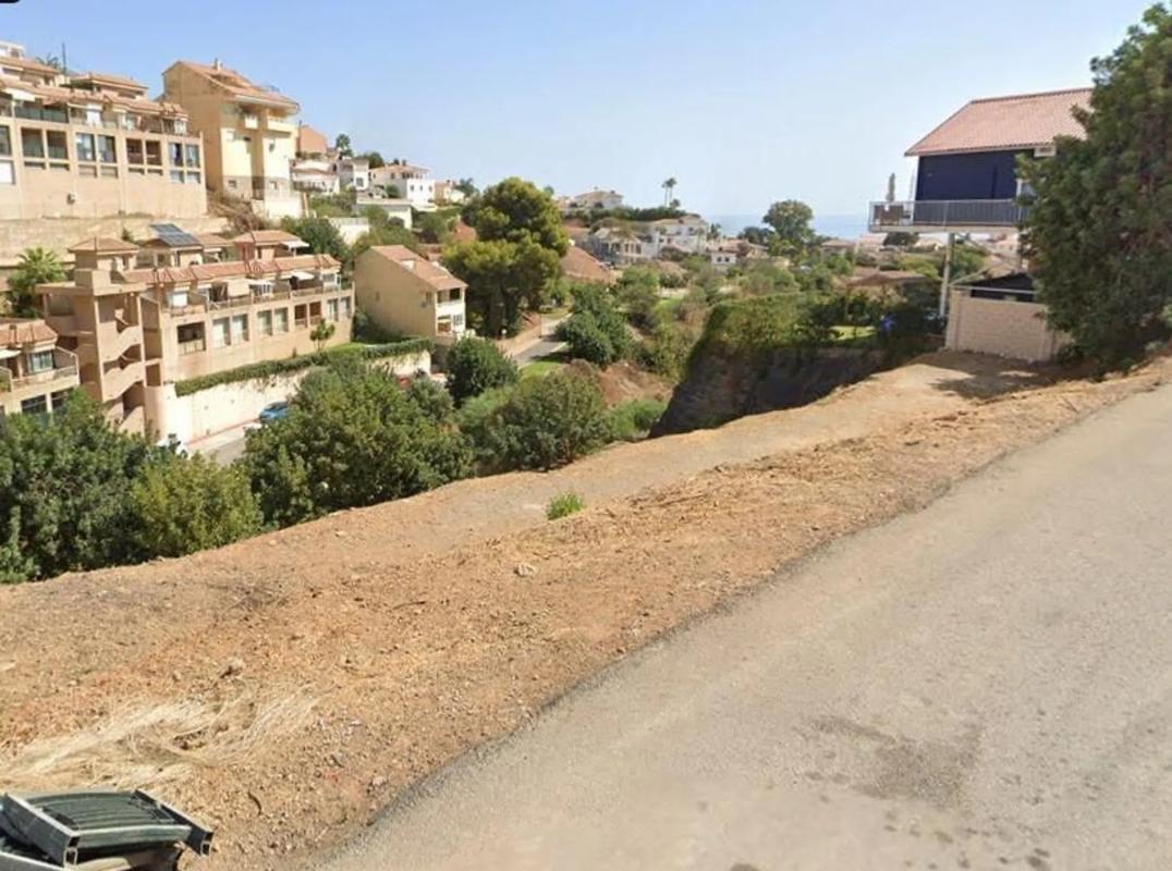 Terreno en venta en Fuengirola, Malaga photo 4