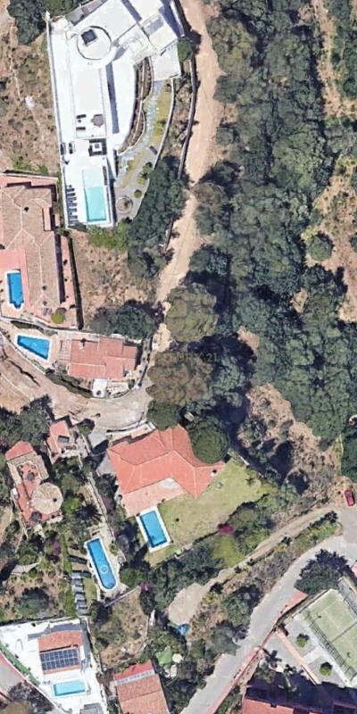 Land for sale in Fuengirola, Malaga photo 1
