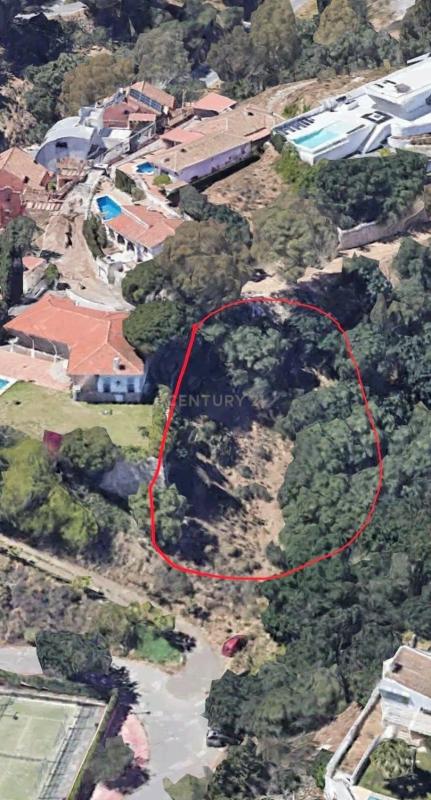 Land for sale in Fuengirola, Malaga photo 5
