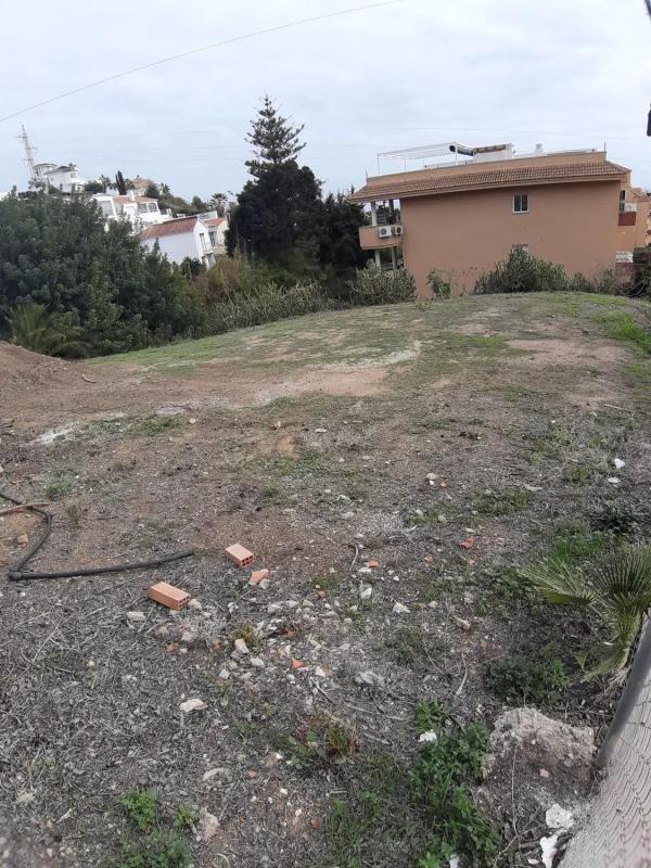 Terreno en venta en Fuengirola, Malaga photo 2