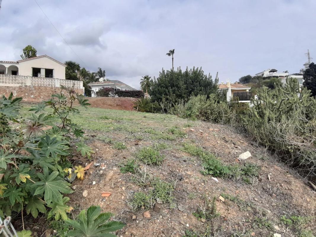 Terreno en venta en Fuengirola, Malaga photo 4
