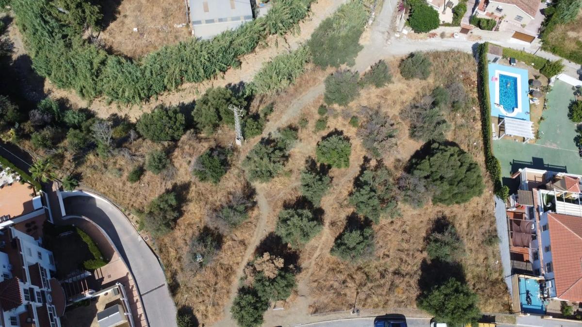 Terreno en venta en Fuengirola, Malaga photo 4