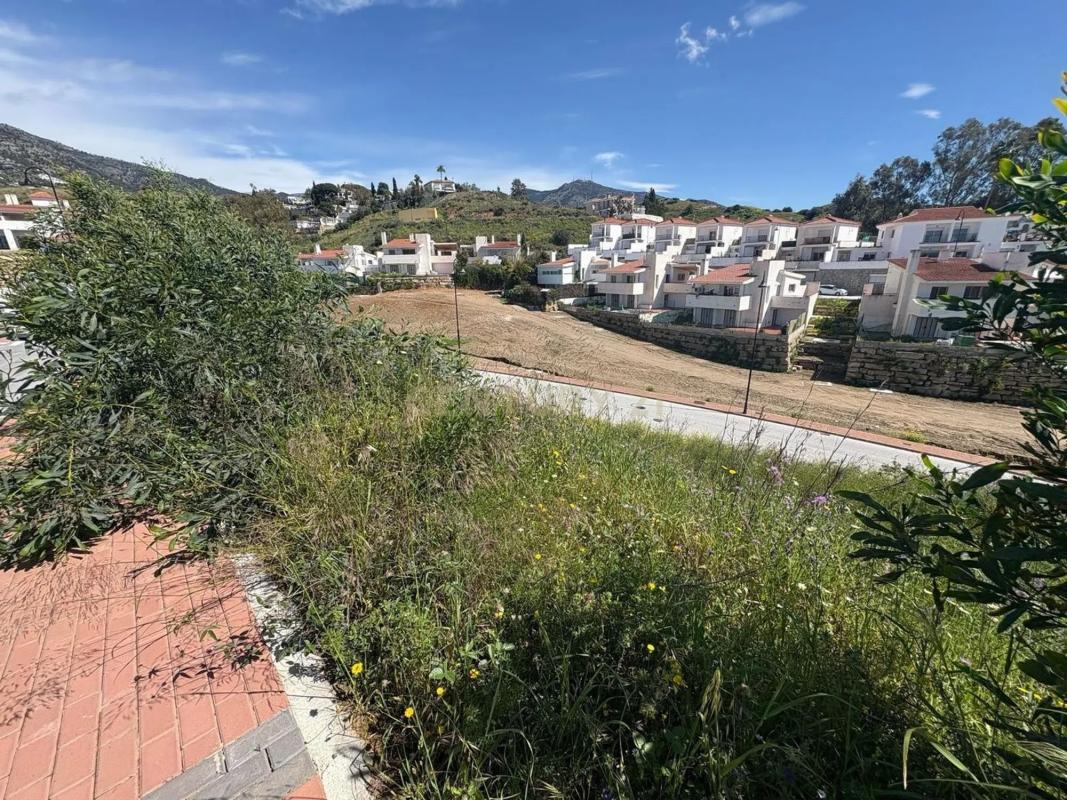 Działka na sprzedaż w Mijas, Malaga photo 3