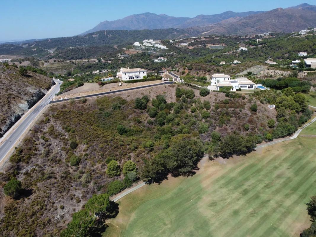 Terreno en venta en Benahavís, Malaga photo 3