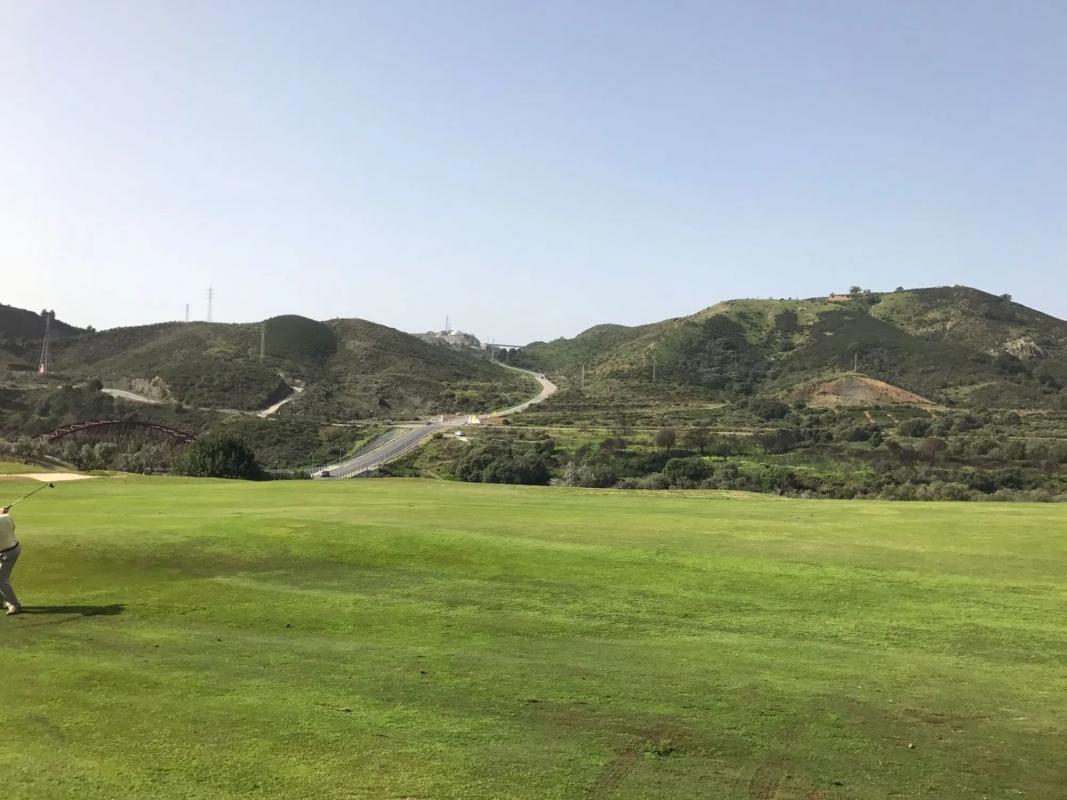 Terreno en venta en Benahavís, Malaga photo 2