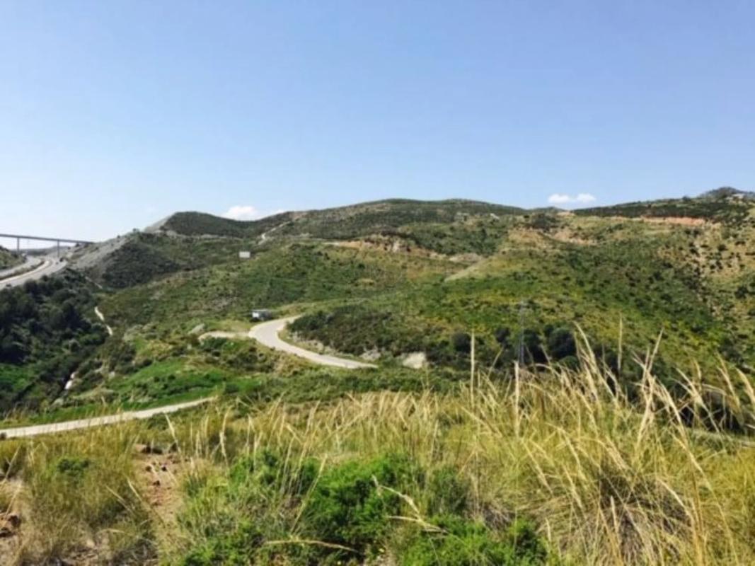 Terreno en venta en Benahavís, Malaga photo 5