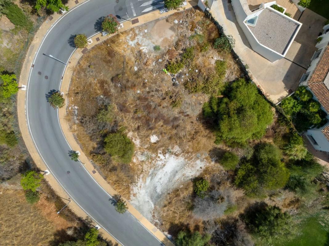Terreno en venta en Benahavís, Malaga photo 3