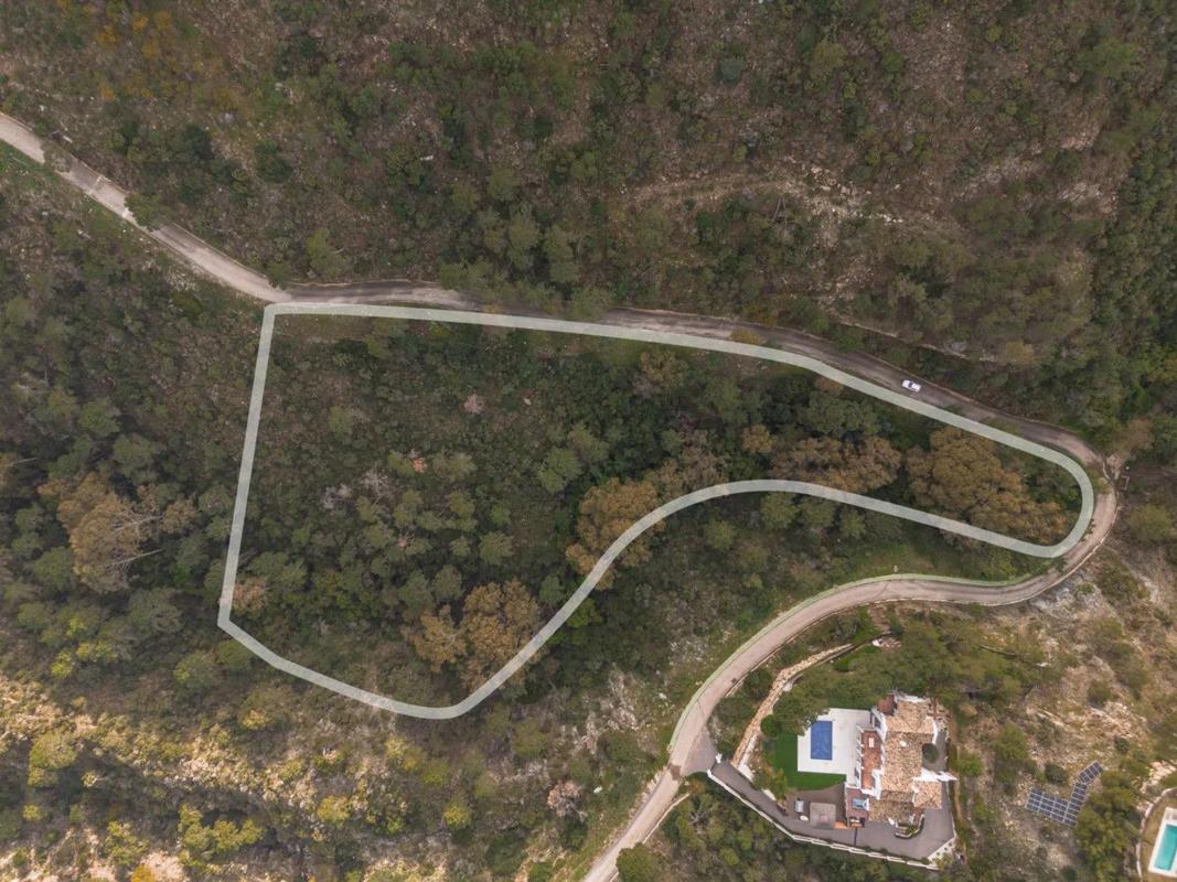 Terreno en venta en Benahavís, Malaga photo 3