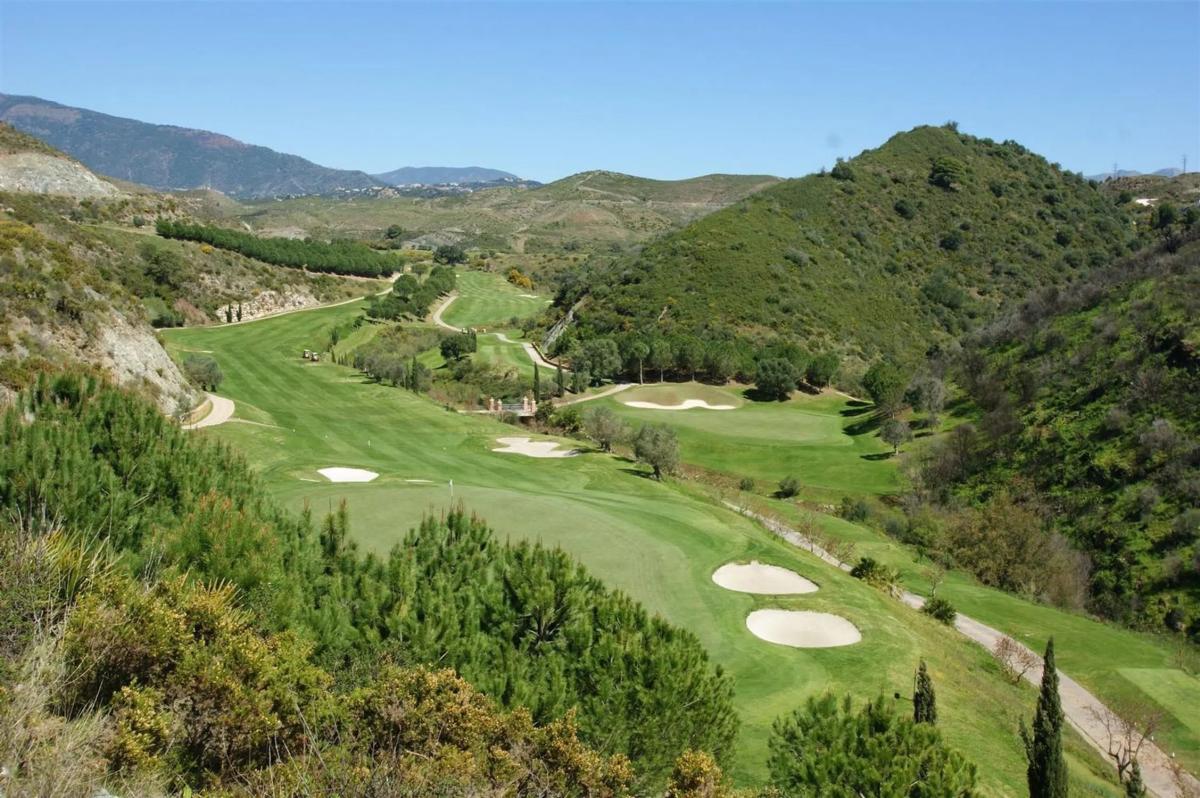 Terreno en venta en Benahavís, Malaga photo 3