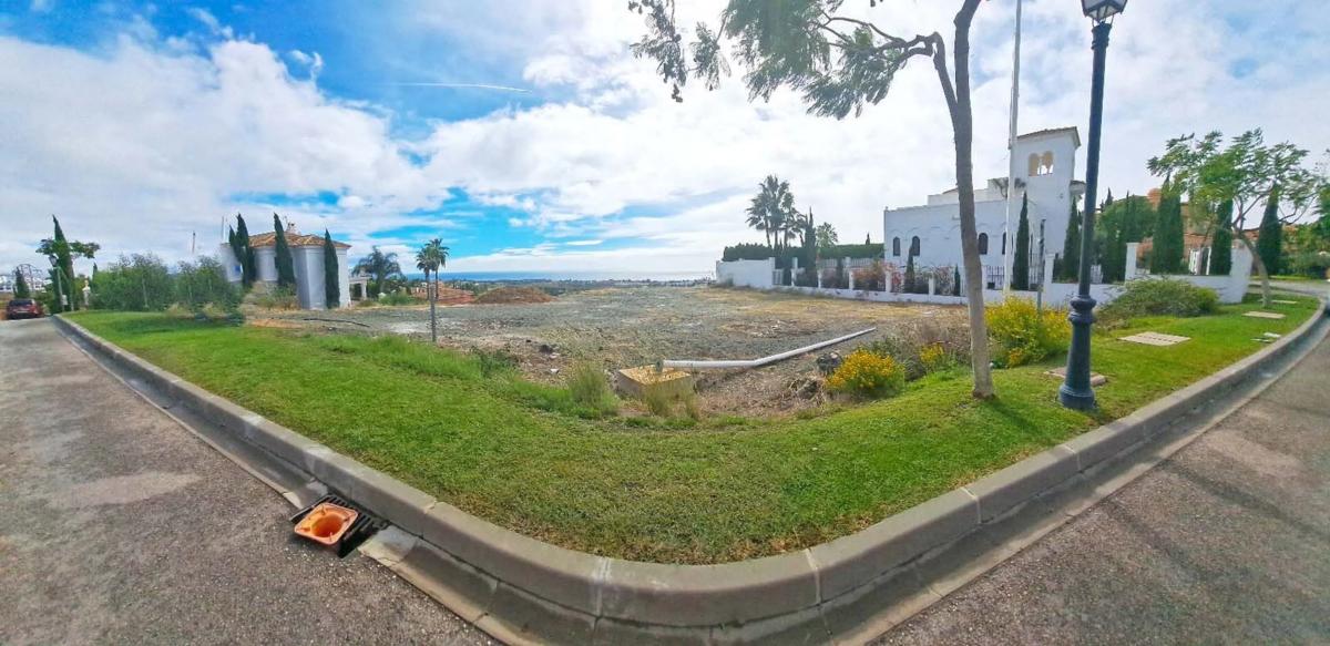 Terreno en venta en Benahavís, Malaga photo 4