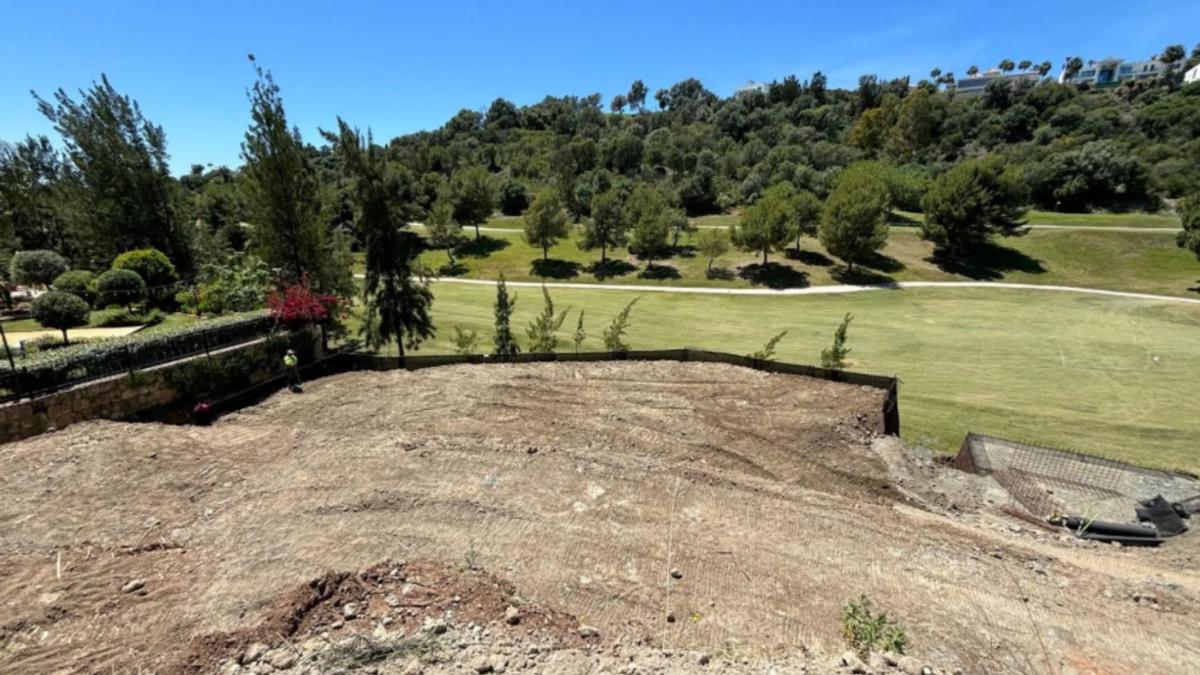 Land for sale in Benahavís, Malaga photo 3