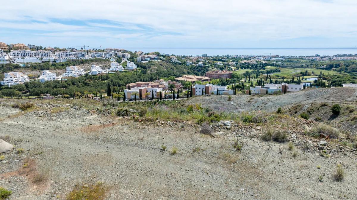 Terreno en venta en Benahavís, Malaga photo 3