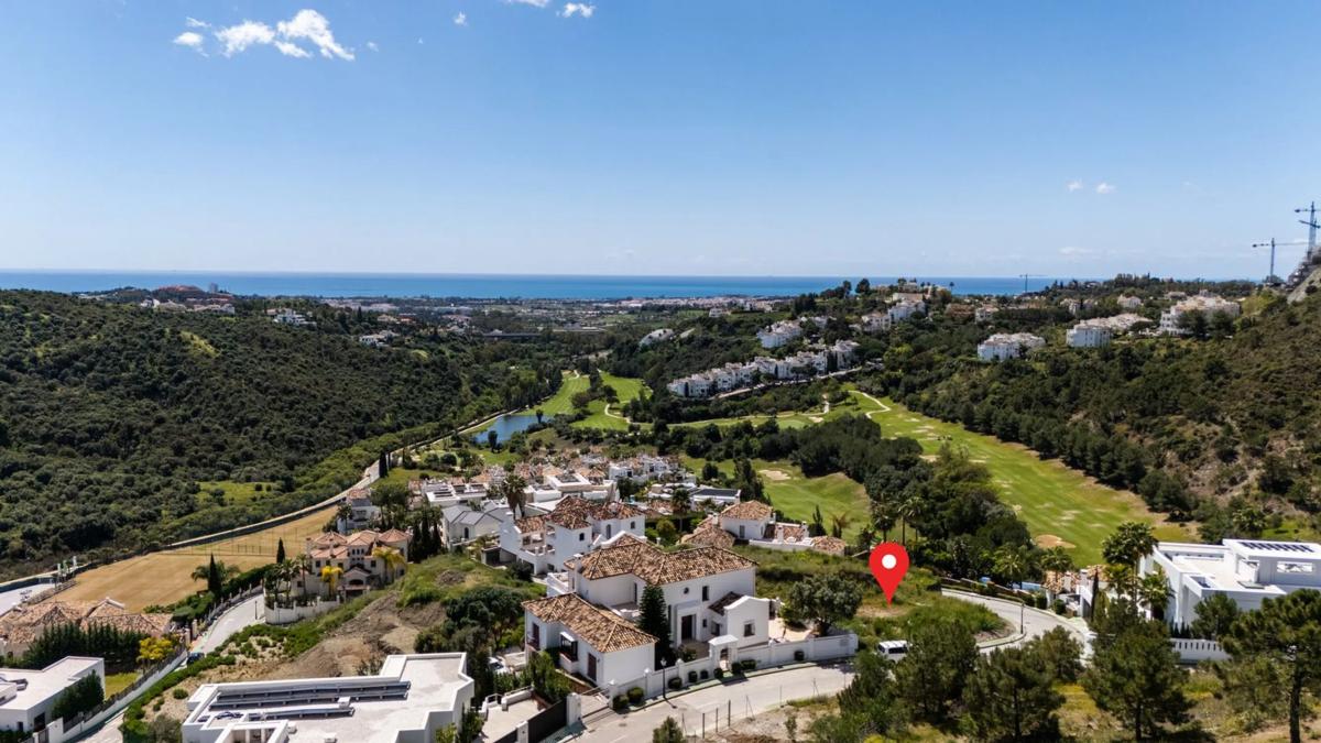 Terreno en venta en Benahavís, Malaga photo 4