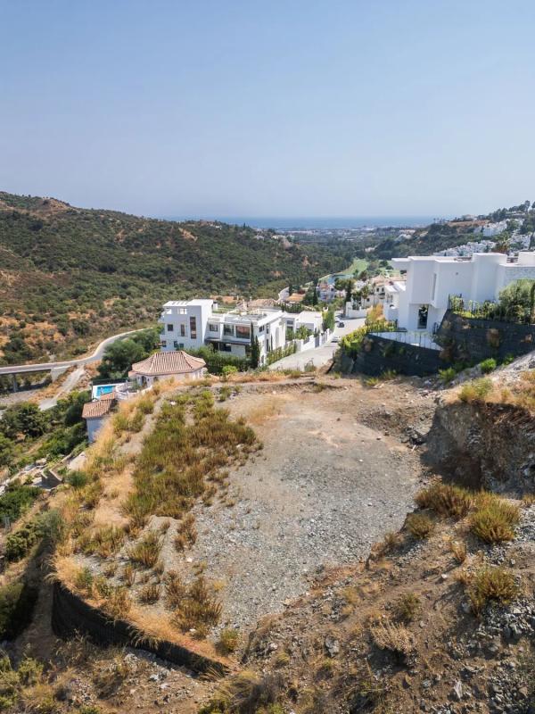 Terreno en venta en Benahavís, Malaga photo 2
