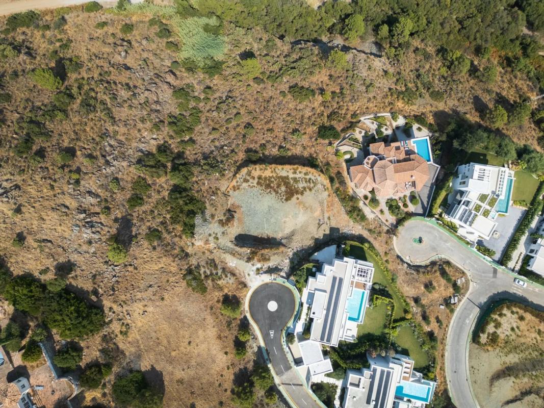 Terreno en venta en Benahavís, Malaga photo 3