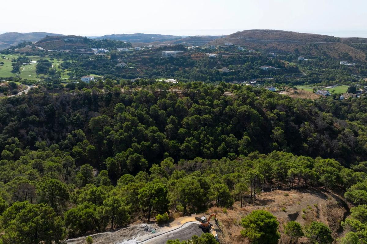 Terreno en venta en Benahavís, Malaga photo 3