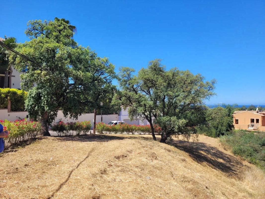 Działka na sprzedaż w Marbella, Malaga photo 4