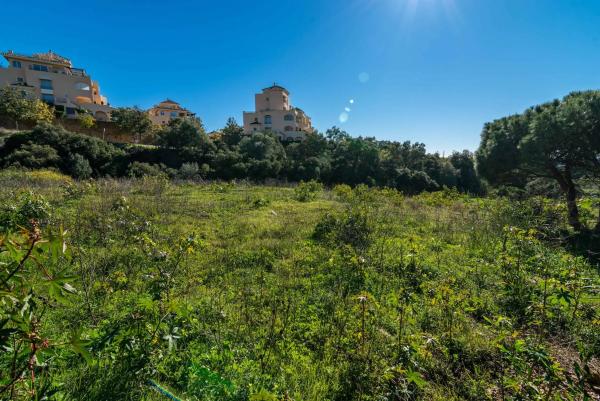 Terreno en avenida de Portugal, 526 photo 1