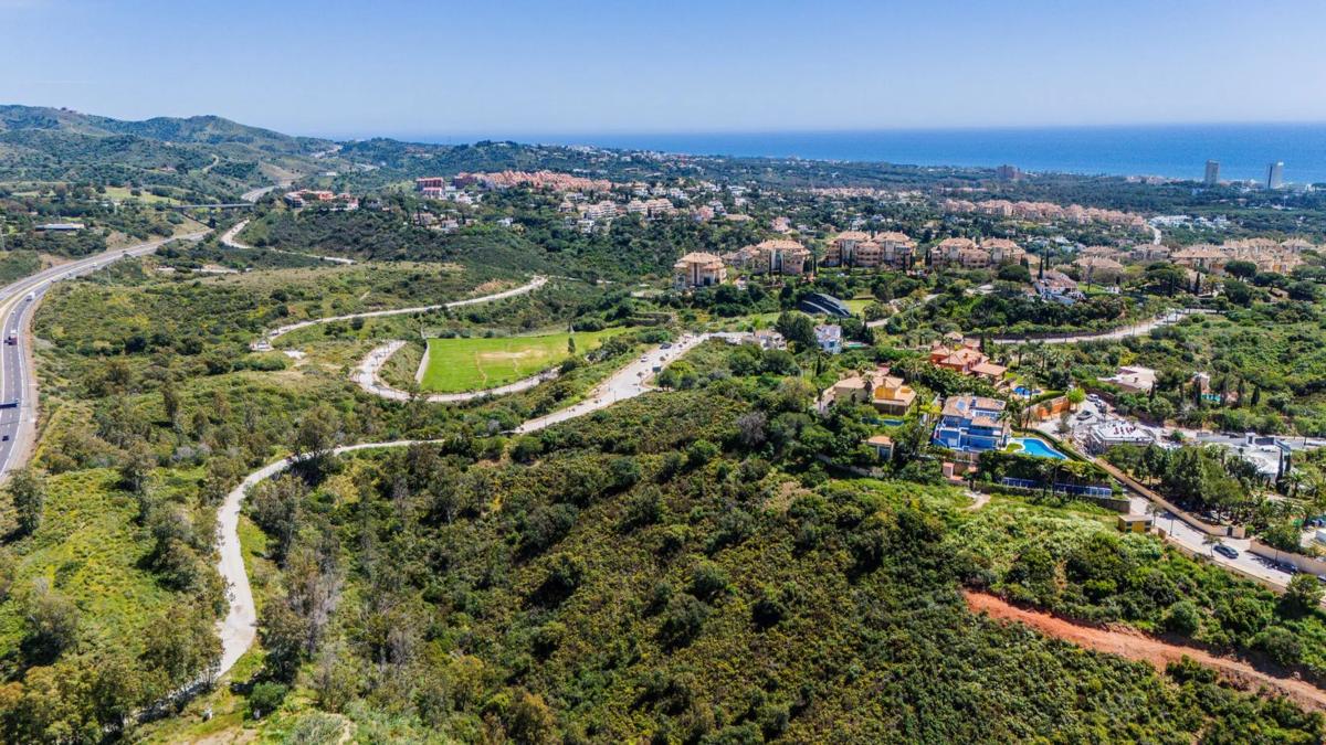 Terreno en venta en Marbella, Malaga photo 3