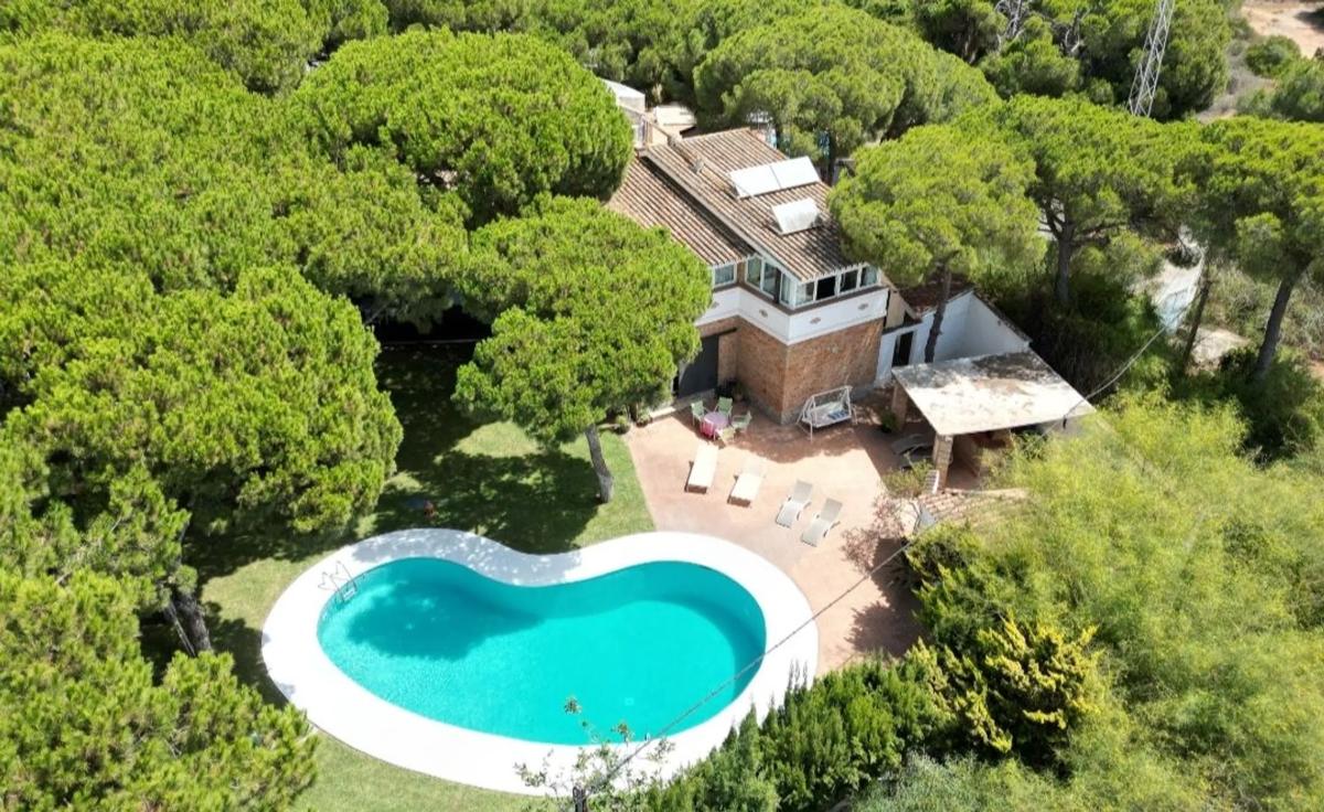 Terreno en venta en Marbella, Malaga photo 1