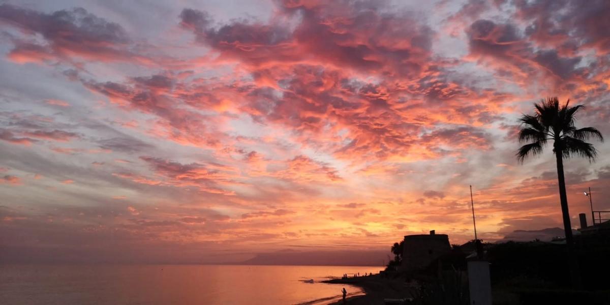 Działka na sprzedaż w Marbella, Malaga photo 1