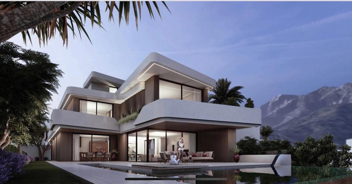 Terreno en venta en Marbella, Malaga photo 1