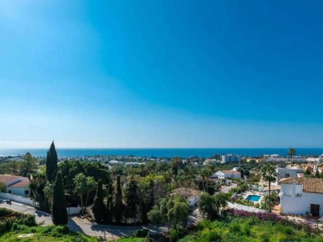 Terreno en venta en Marbella, Malaga photo 1