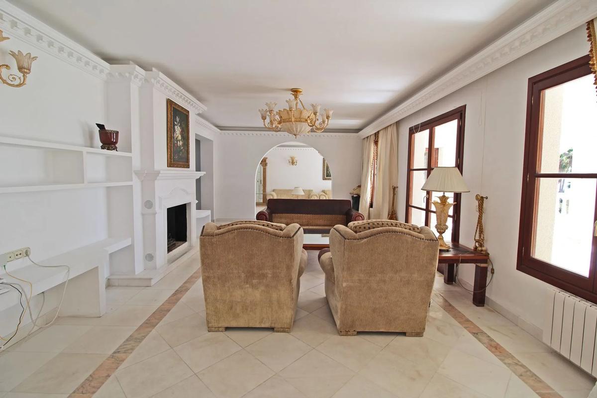 Terreno en venta en Marbella, Malaga photo 2