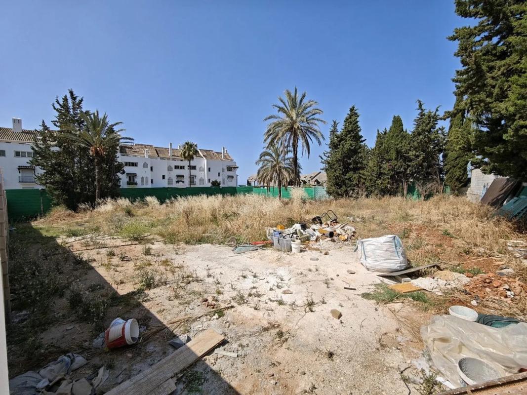 Terreno en venta en Marbella, Malaga photo 3