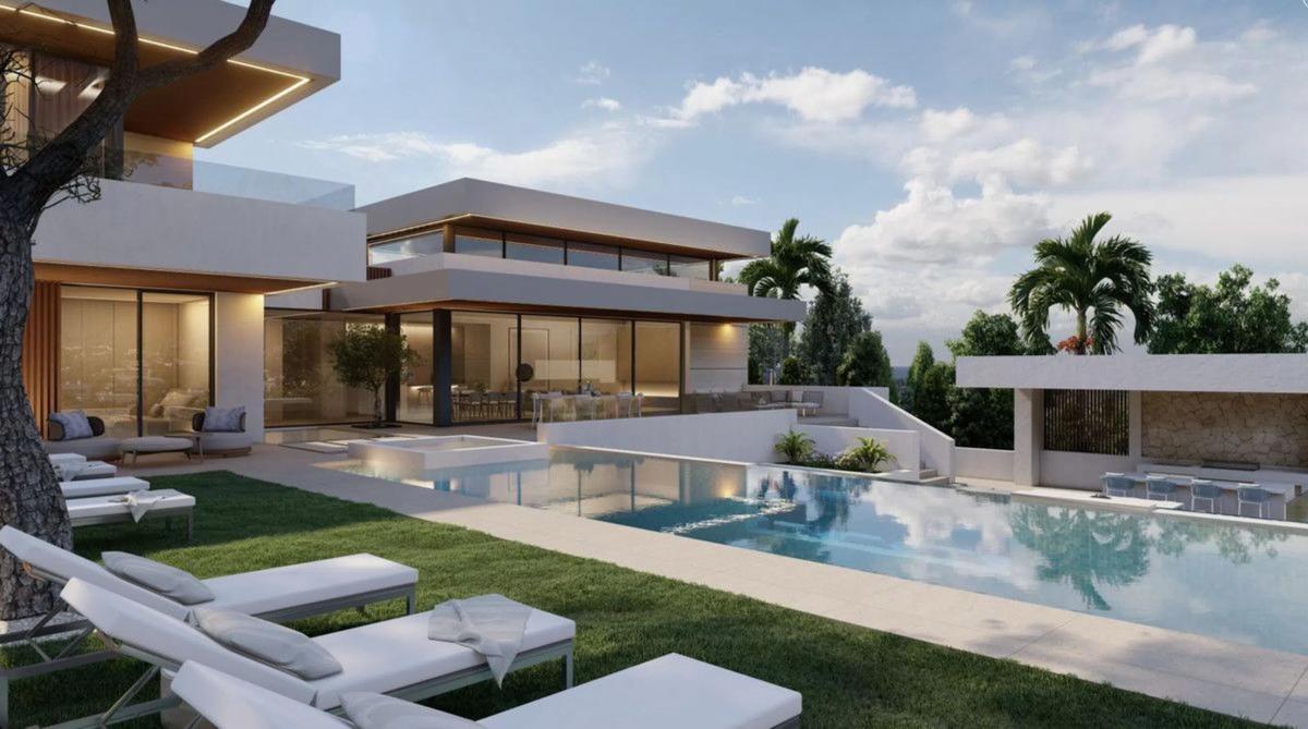 Terreno en venta en Marbella, Malaga photo 1