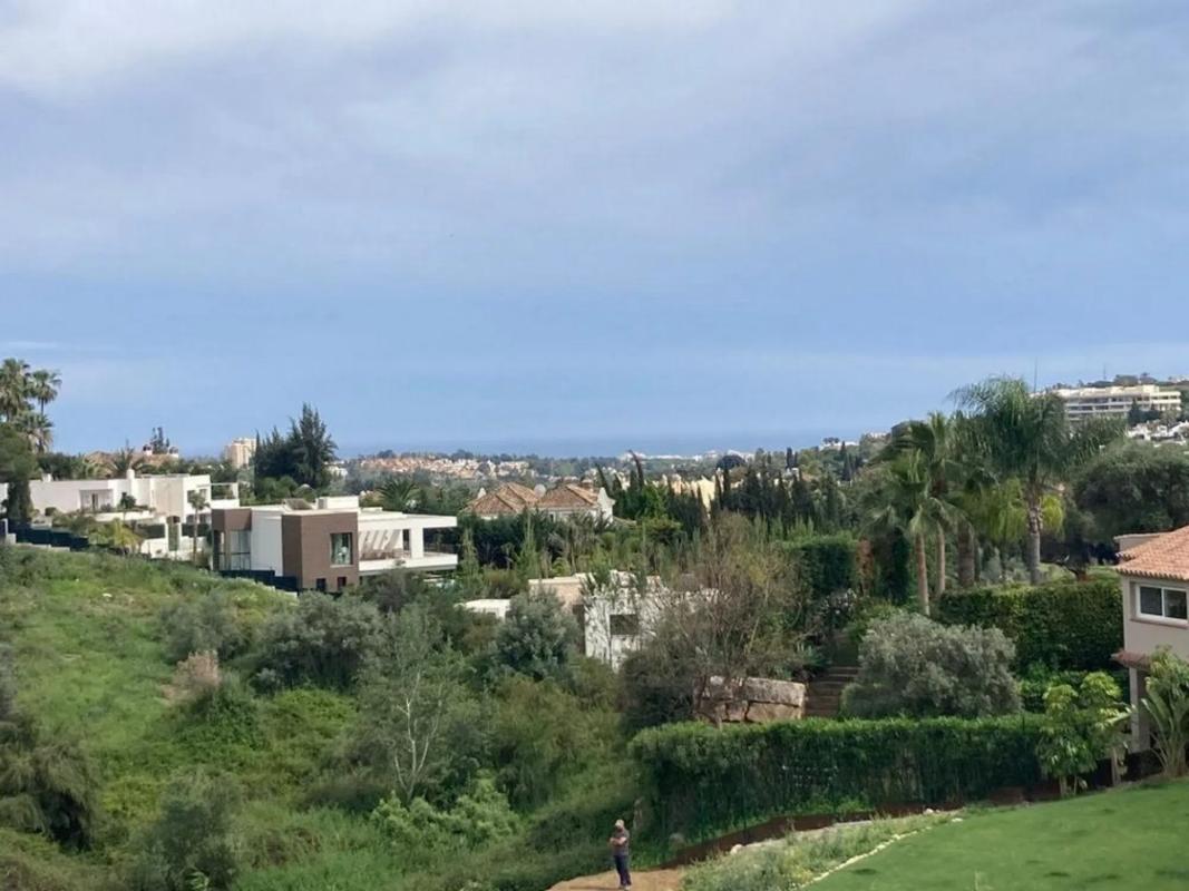 Terreno en venta en Marbella, Malaga photo 2