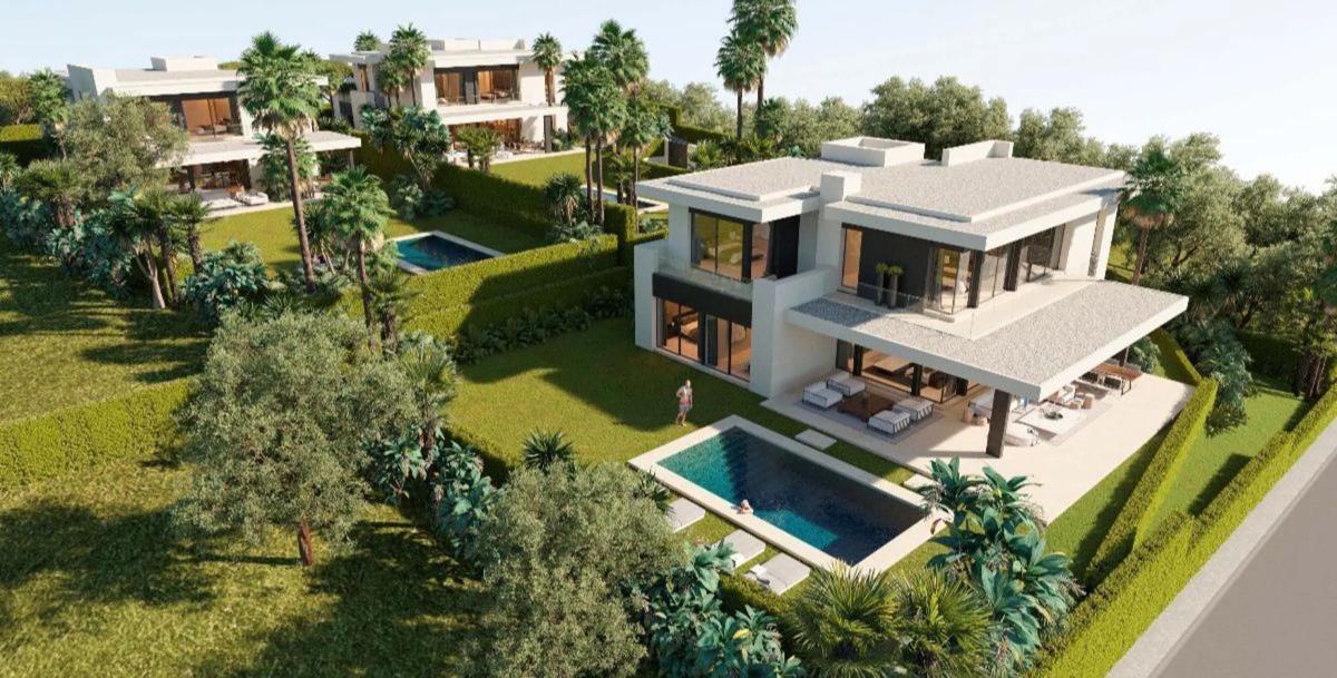 Terreno en venta en Marbella, Malaga photo 1