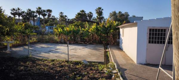 Terreno en carril de El Potril, 2 thumbnail 1