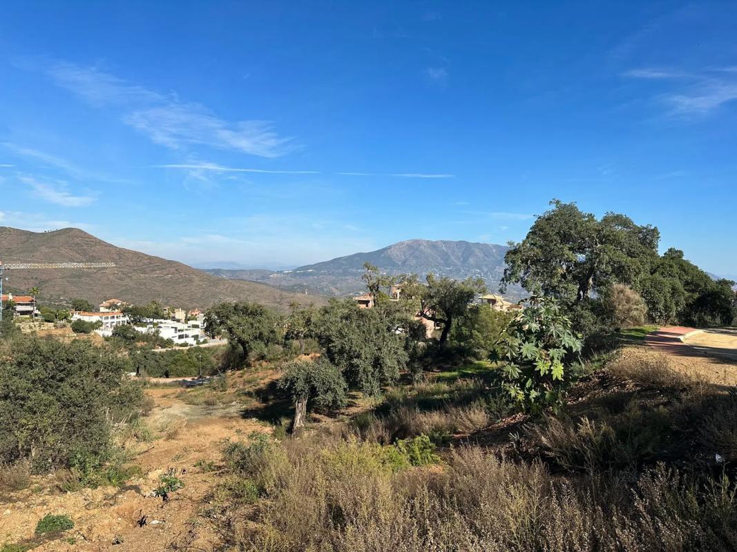 Terreno en venta en Ojén, Malaga photo 3