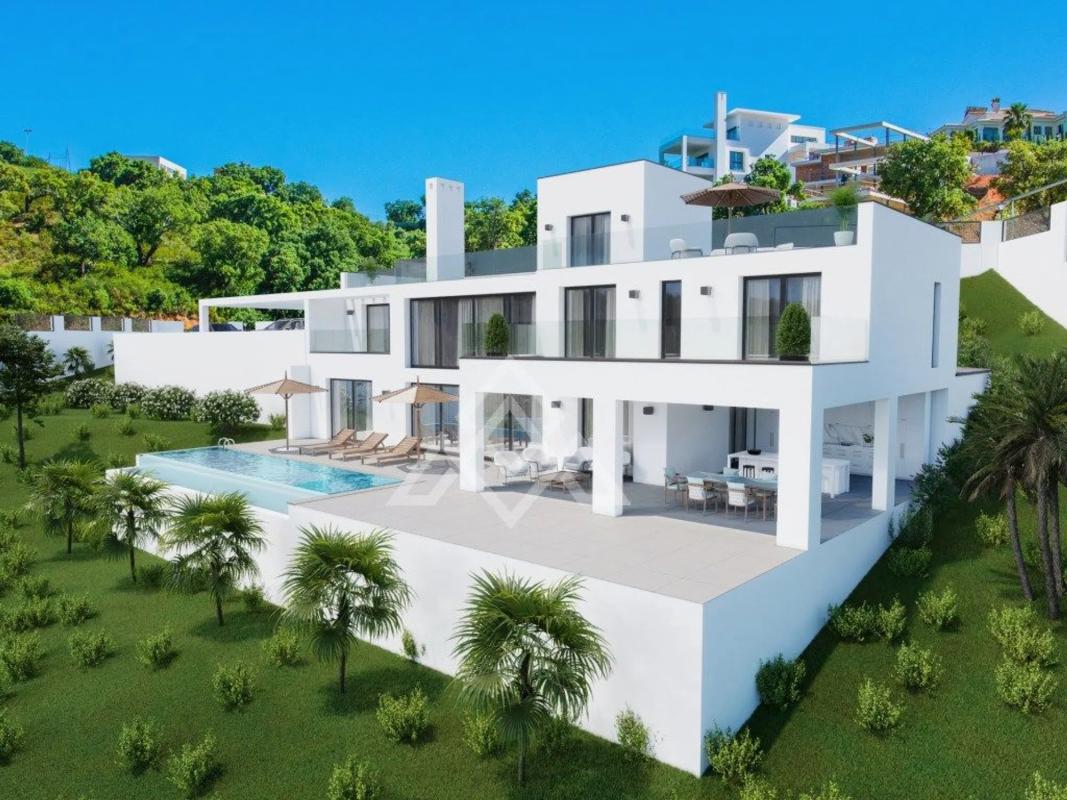Terreno en venta en Ojén, Malaga photo 1
