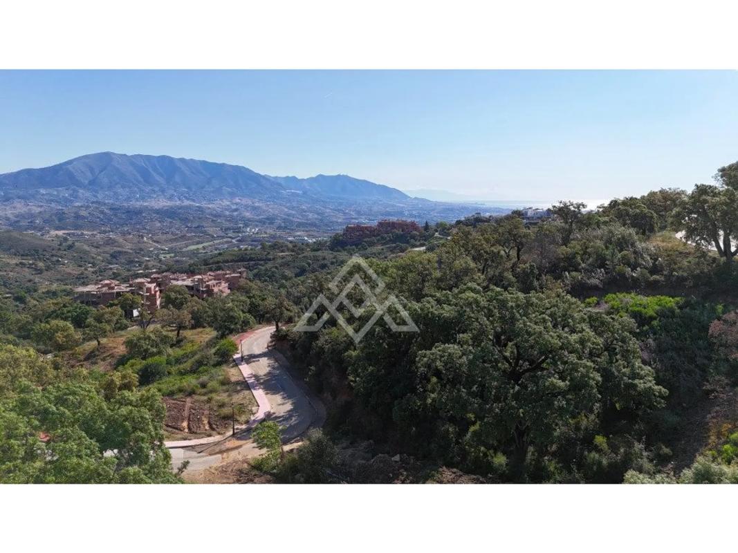 Terreno en venta en Ojén, Malaga photo 4