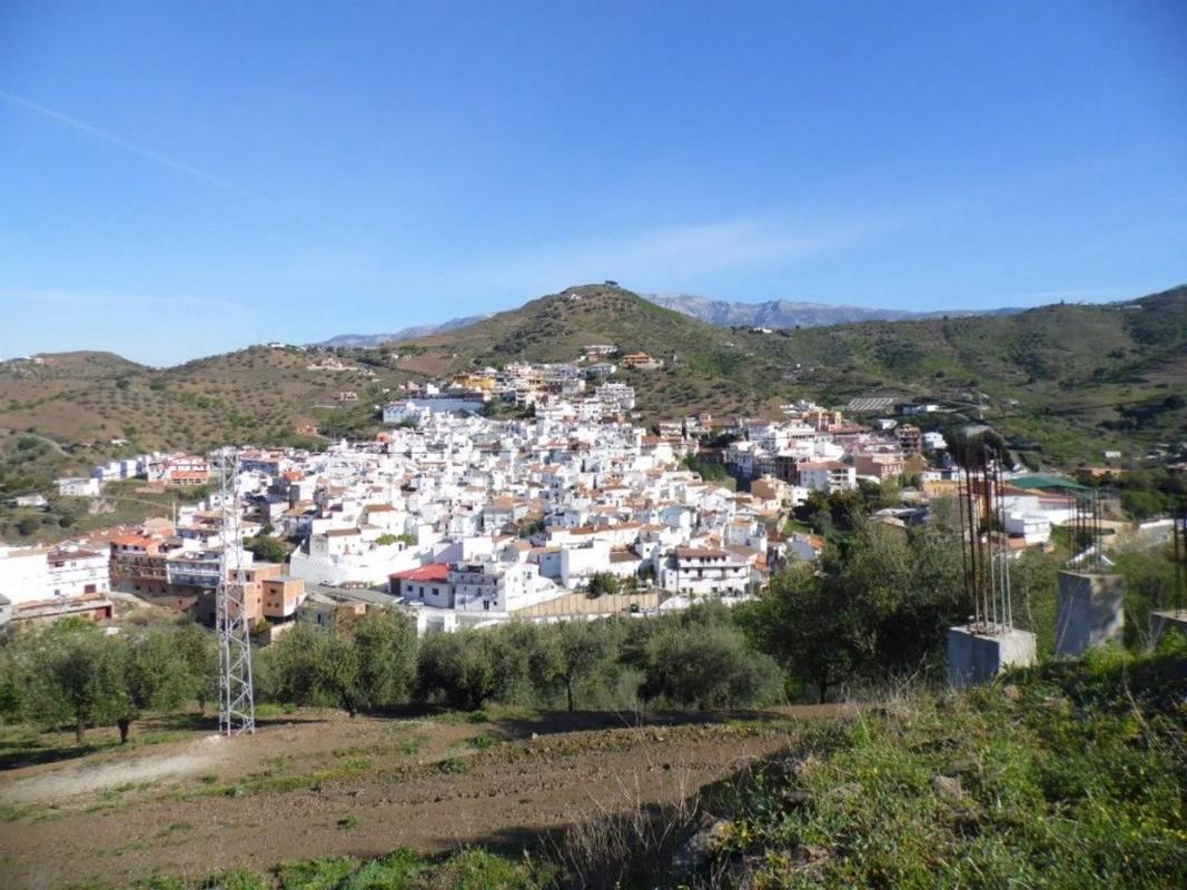 Land for sale in Arenas, Malaga photo 1
