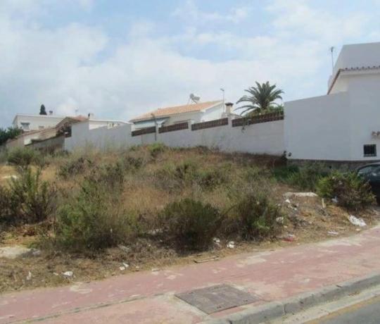 Terreno en avenida Palmeras de Baviera, 2 thumbnail 1