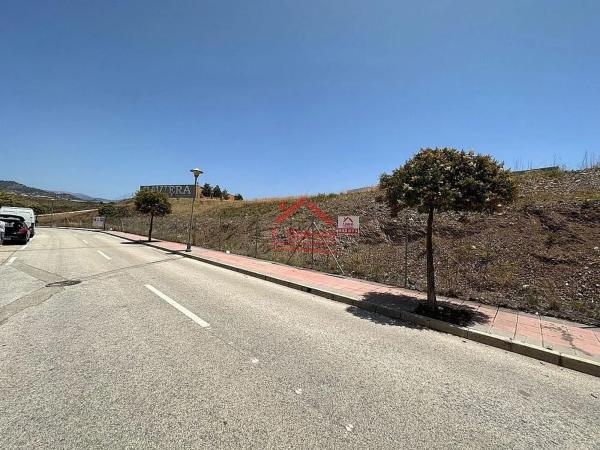 Terreno en avenida Palmeras de Baviera thumbnail 1