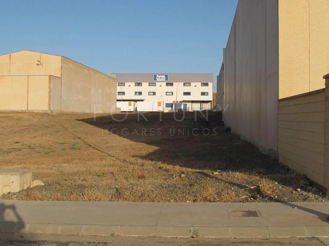 Terreno en venta en Colmenar, Malaga photo 1