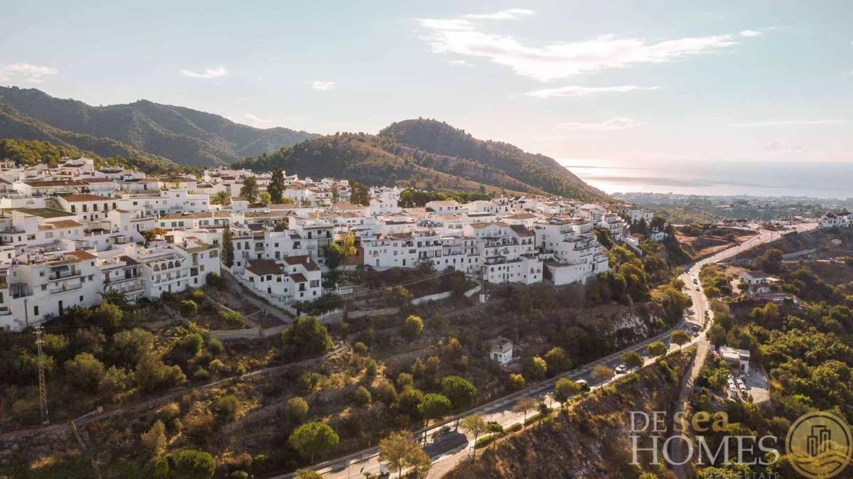 Terreno en venta en Frigiliana, Malaga photo 2