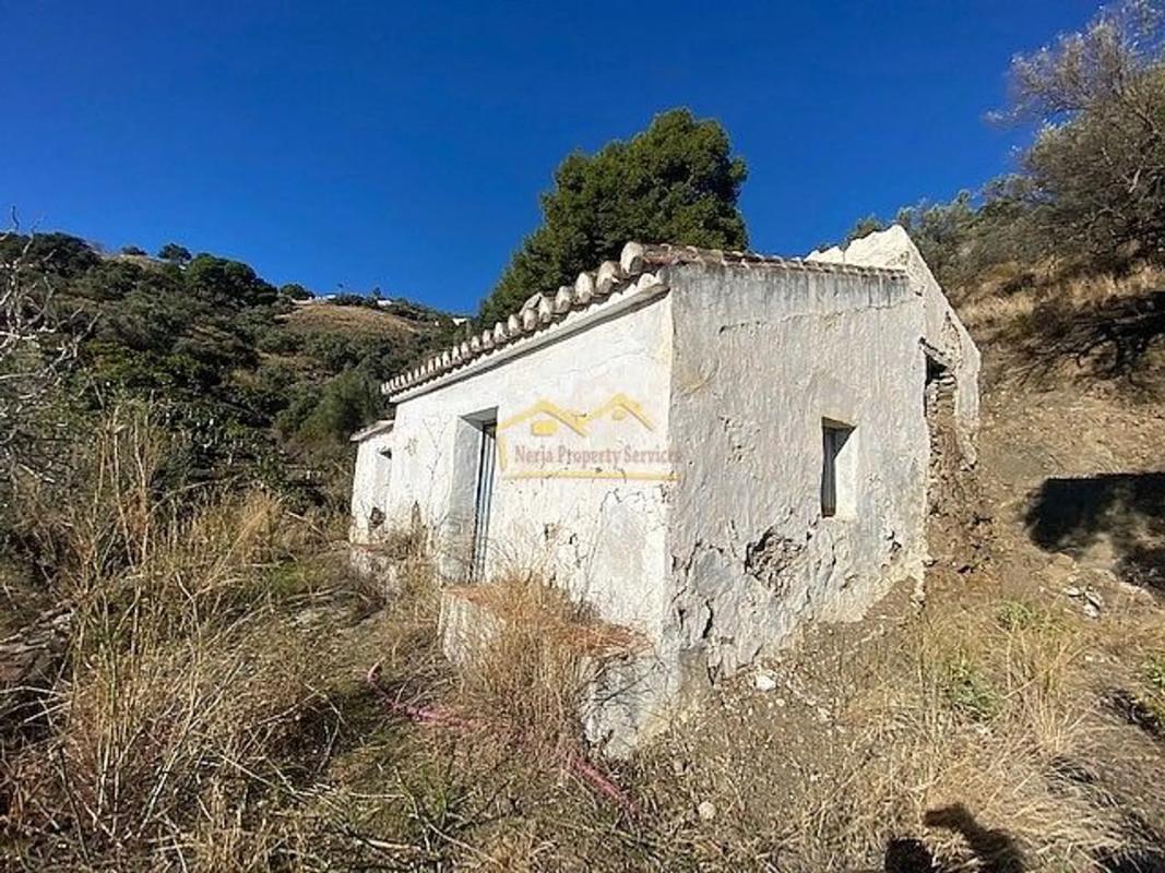 Terreno en venta en Frigiliana, Malaga photo 5