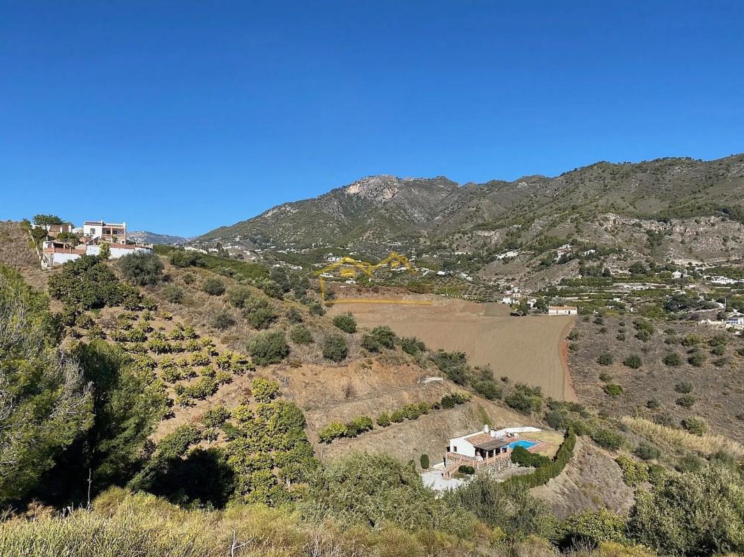 Terreno en venta en Frigiliana, Malaga photo 3