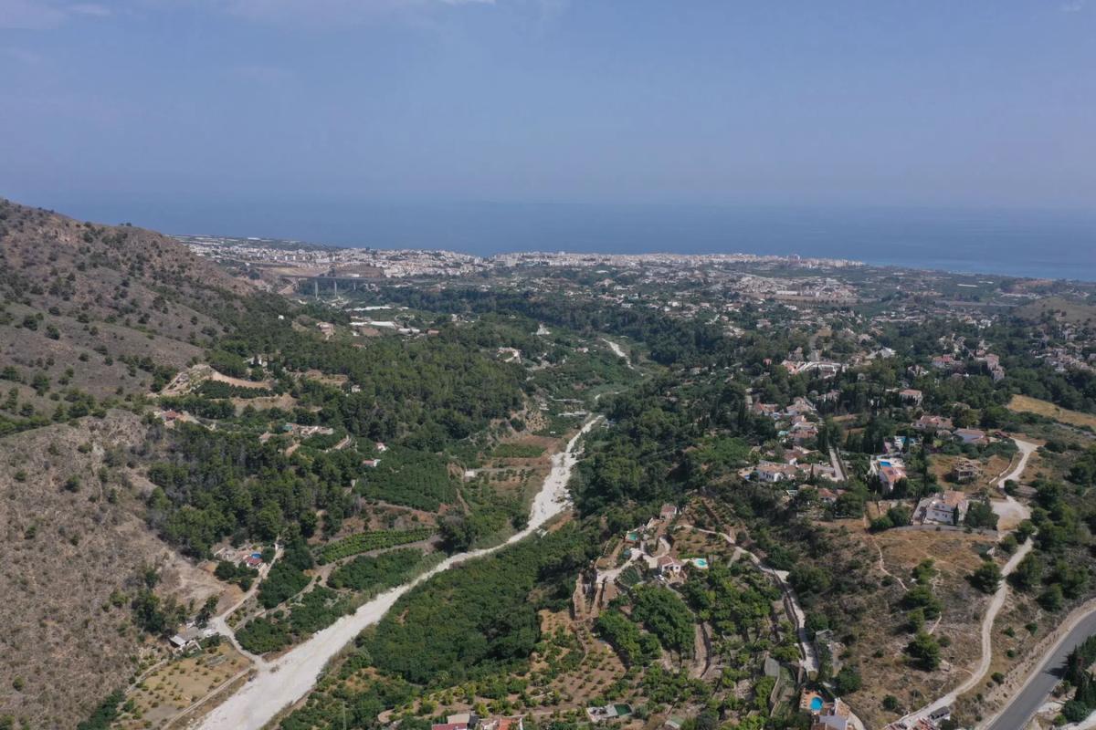 Terreno en venta en Frigiliana, Malaga photo 4