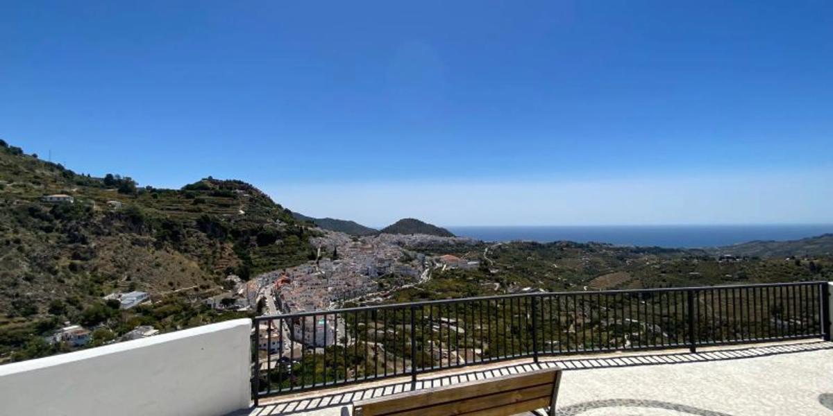 Terreno en venta en Frigiliana, Malaga photo 2