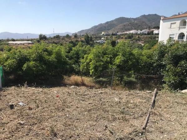 Terreno en calle Maravillas photo 3