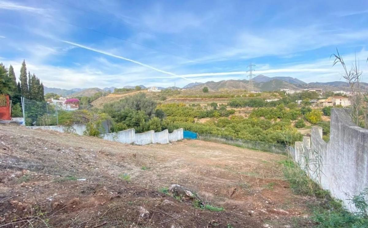 Działka na sprzedaż w Nerja, Malaga photo 1