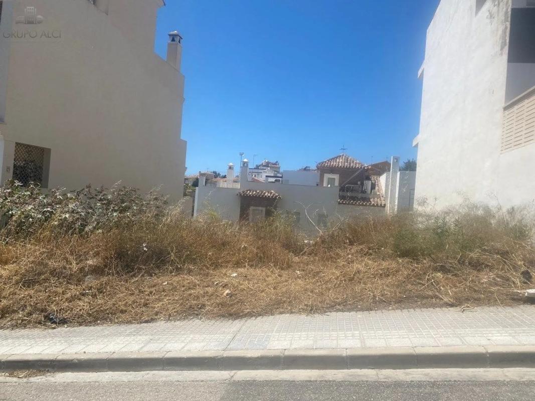 Terreno en venta en Nerja, Malaga photo 3